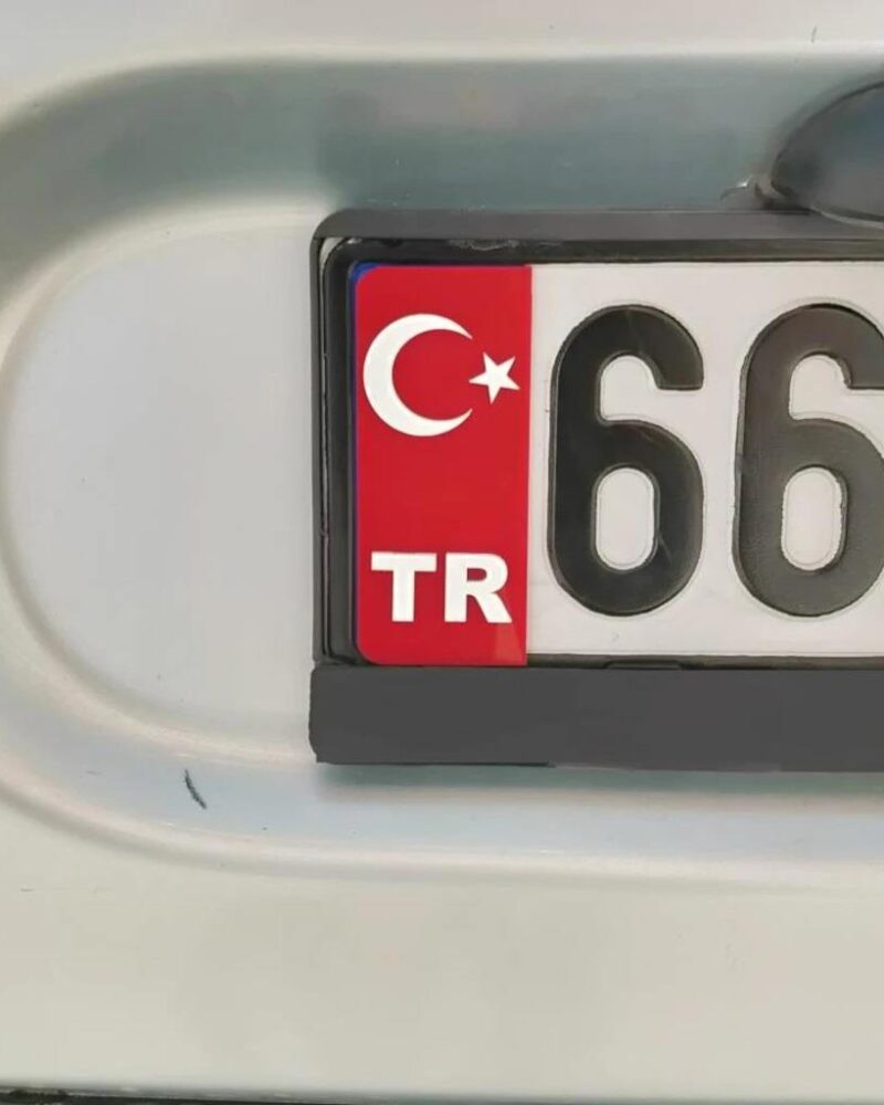 Araç Plakalık Kırmızı Tr Yazısı 2Li